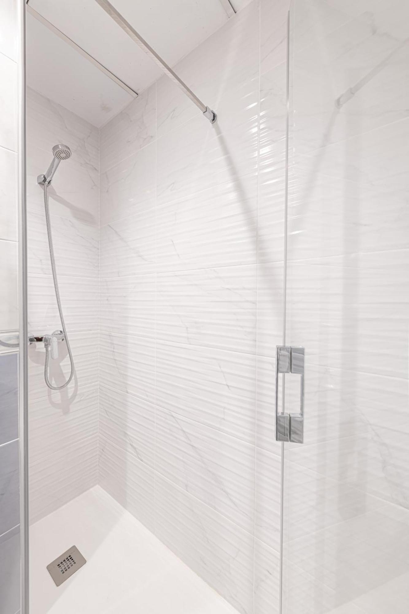 Iloftmalaga Pasillo De Atocha Apartment Ngoại thất bức ảnh